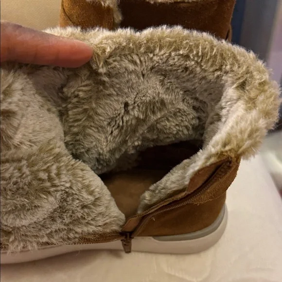 Rockport Cobb Hill Collection ELYSSE Buckle Fur Women Leather Boots - Picture 8 of 9